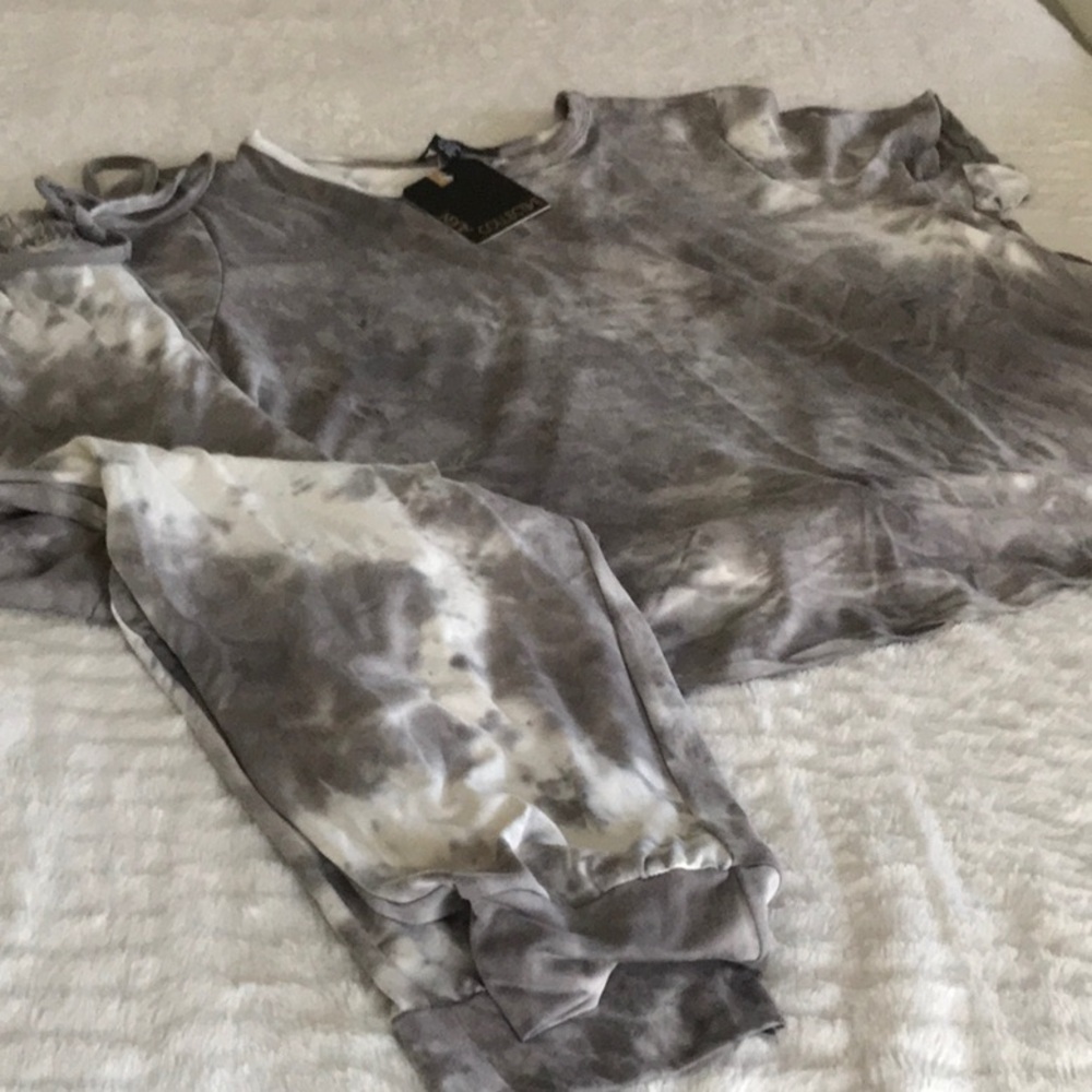 NWT Comfy Cute Lounge Set by Align Collective